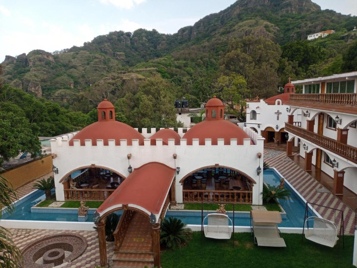 Hotel Leyenda Del Tepozteco Тепостлан Экстерьер фото