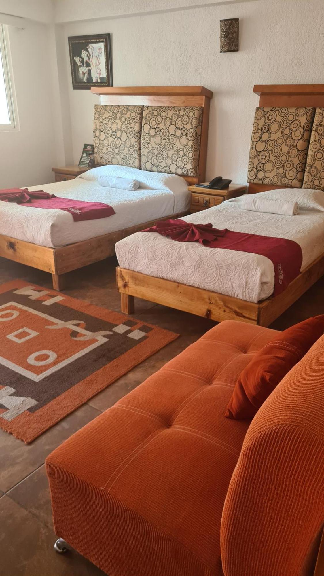 Hotel Leyenda Del Tepozteco Тепостлан Экстерьер фото